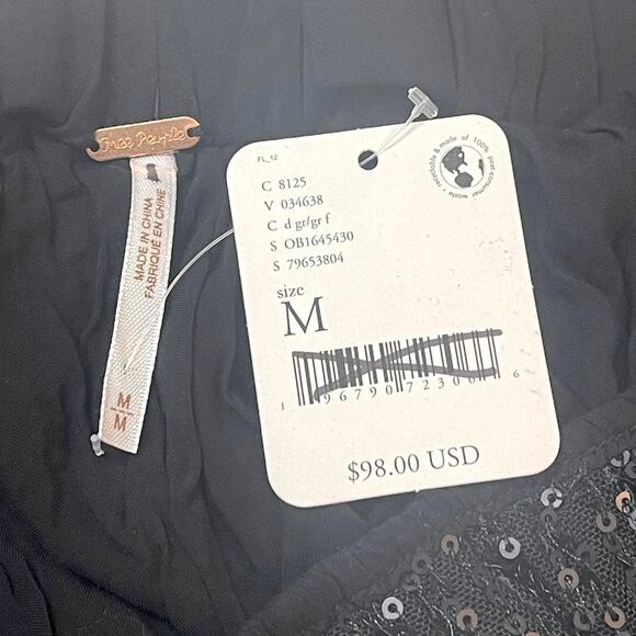 Free People Stars Are Out Sequin Shorts Size Medium Black NWT Holiday Party - Picture 5 of 5